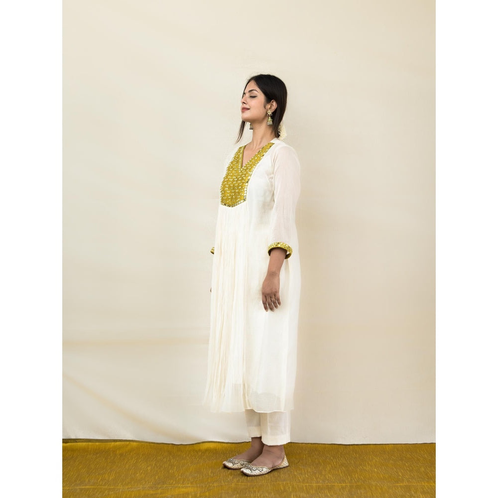 MITHI SUPARI Ivory and Lime Meer Mirror Work Anarkali Kurta with Pant (Set of 2)