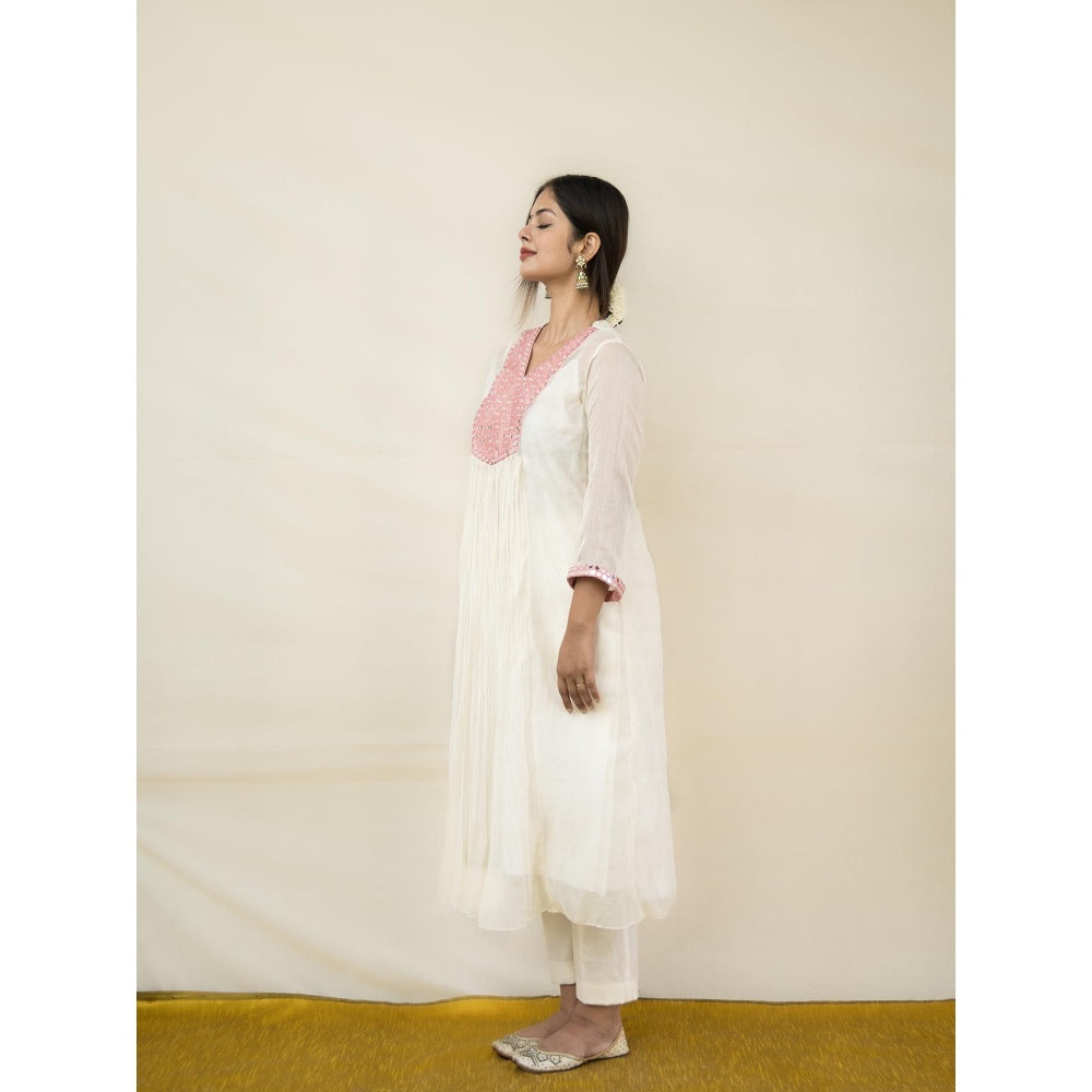 MITHI SUPARI Ivory and Pink Meer Mirror Work Anarkali Kurta with Pant (Set of 2)