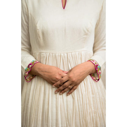 MITHI SUPARI Ivory Phulwari Anarkali Kurta with Pant and Embroidered Dupatta (Set of 3)
