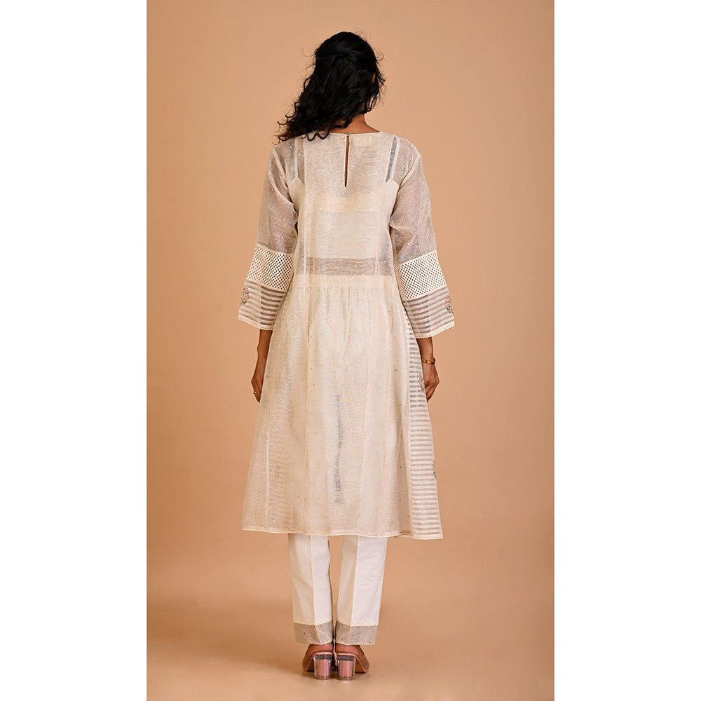 MITYAN Aari Kurta with Inner (Set of 2)