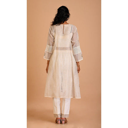 MITYAN Aari Kurta with Inner (Set of 2)