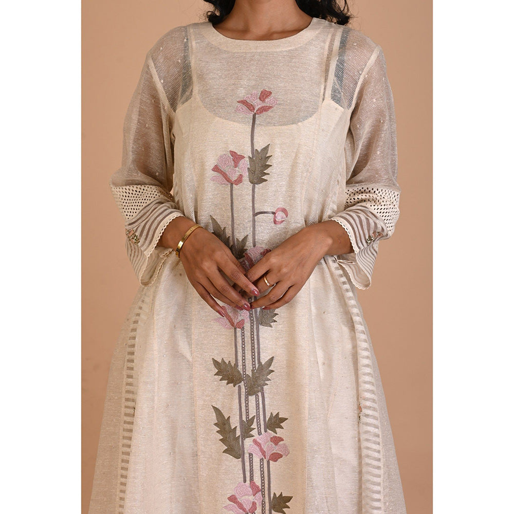 MITYAN Aari Kurta with Inner (Set of 2)