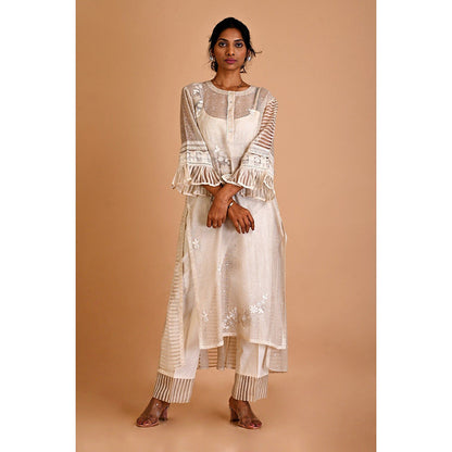 MITYAN Magnolia Kurta with Inner (Set of 2)