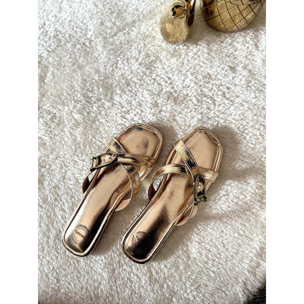 Modanta Cross Strap Buckle Flats