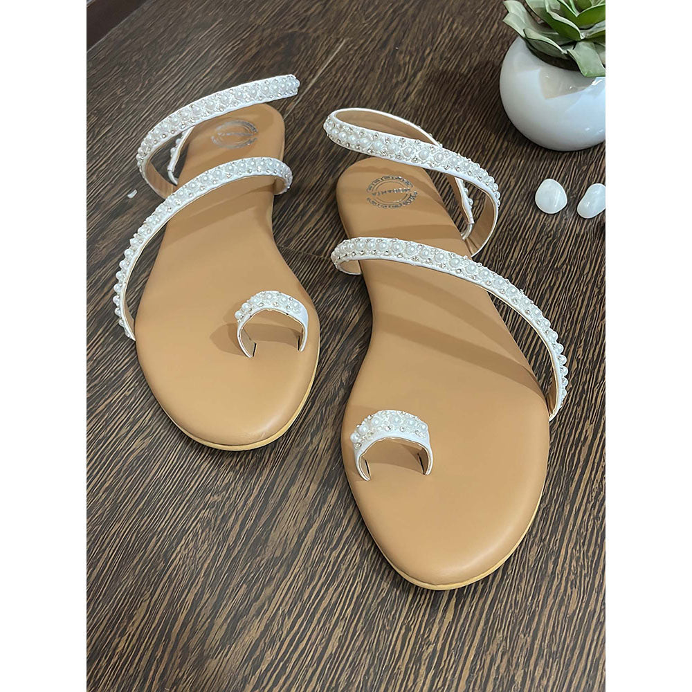 Modanta White Embroidered Flats