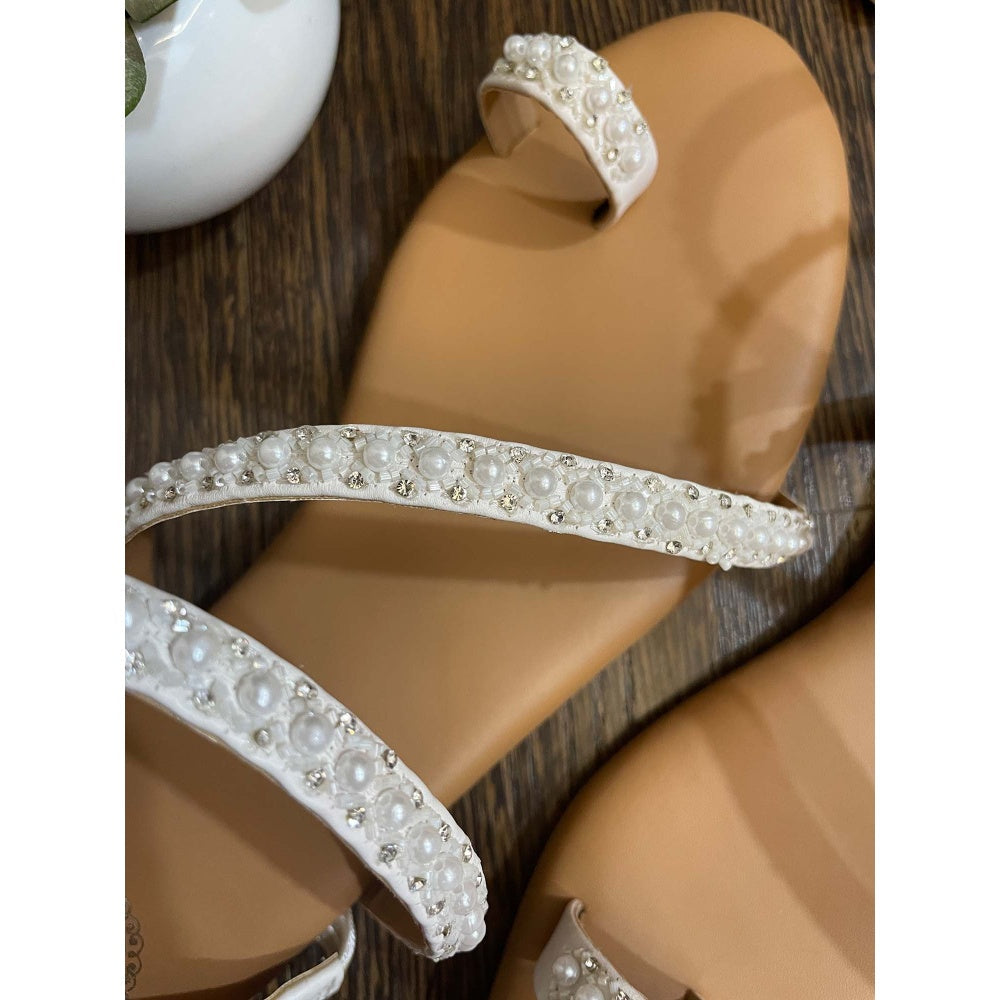 Modanta White Embroidered Flats