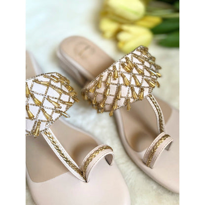 Modanta Latkan Beige Kolhapuris