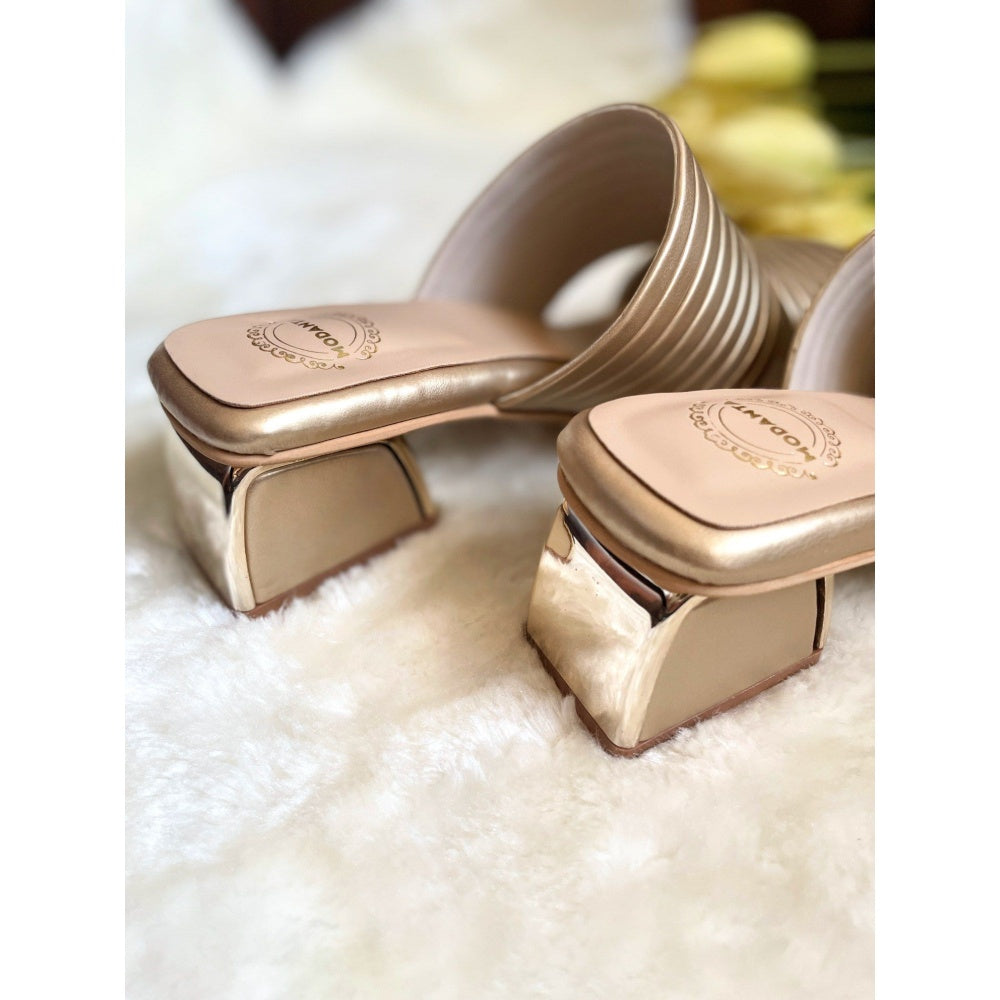 Modanta Gold Pleated Heels