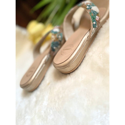 Modanta Embroidered V-Strap Slip Ons Sliders