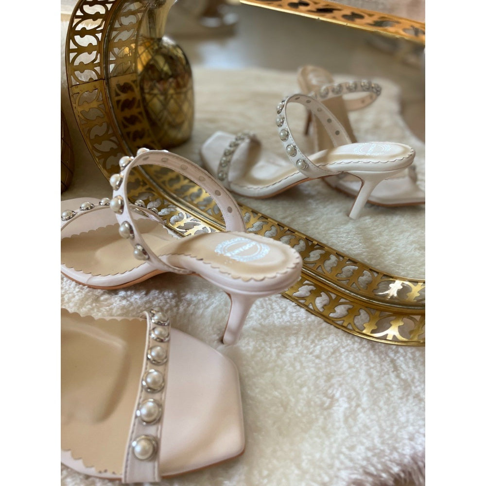 Modanta Ivory Pearly Stilettos
