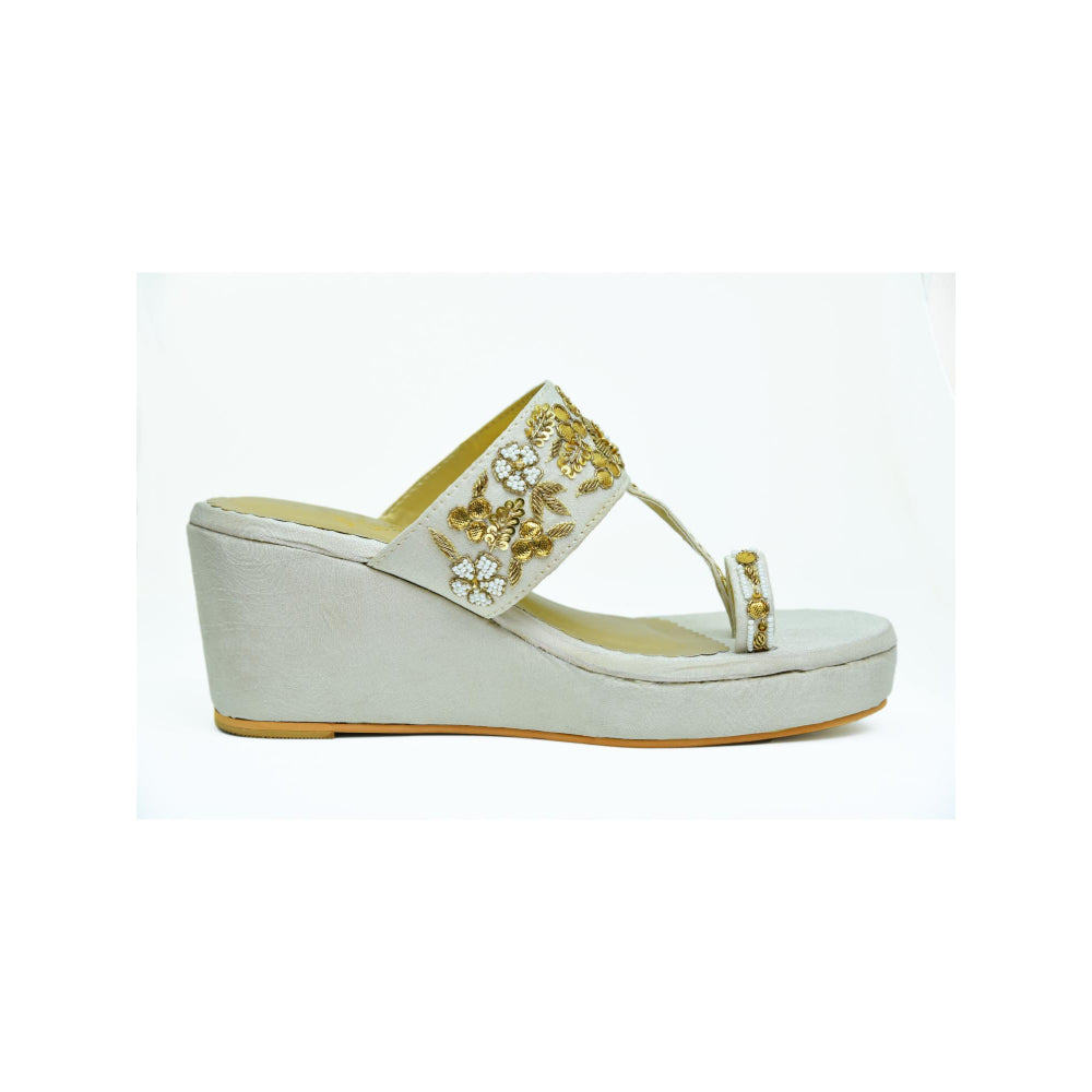 Modanta Cream Gota Wedges