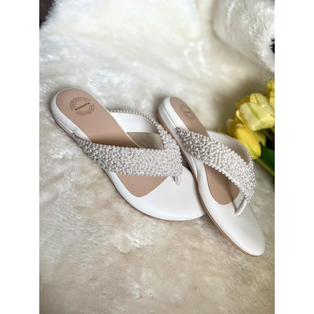 Modanta Pearl V-Strap White Wedges