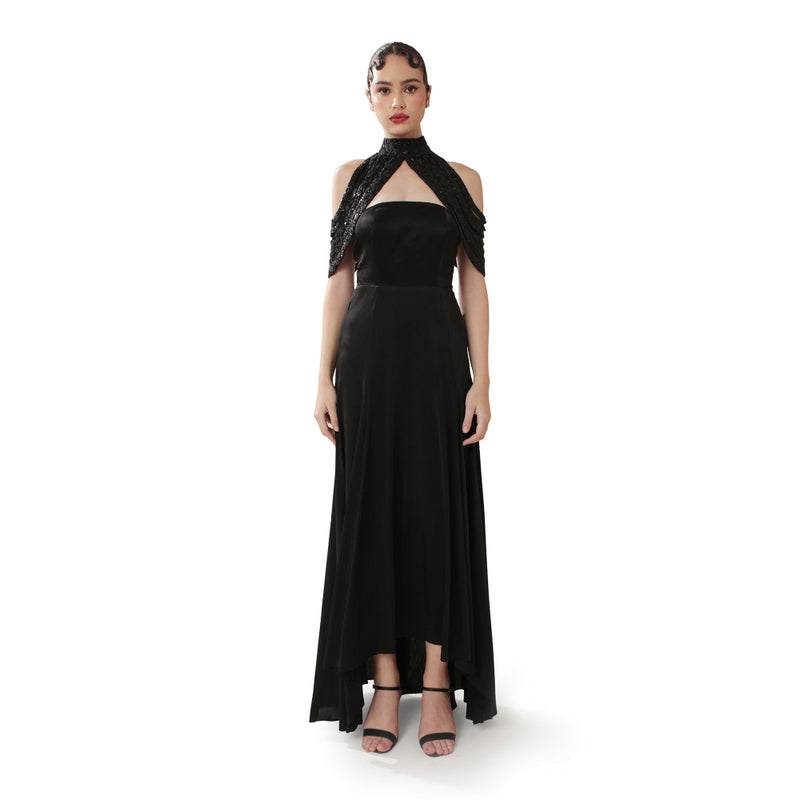 MODO CALDO Black Nocturne Dress with Cape