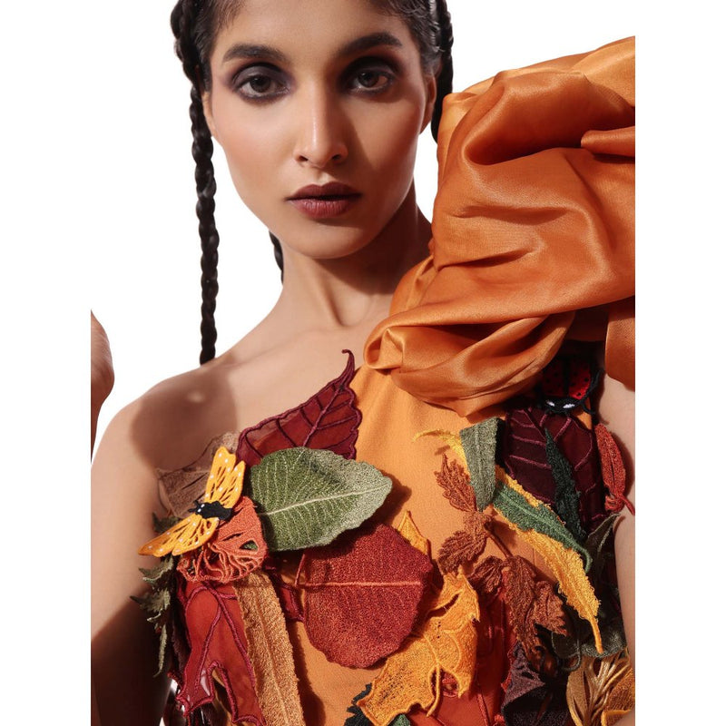 MODO CALDO Orange Golden Hour Dress with Trail