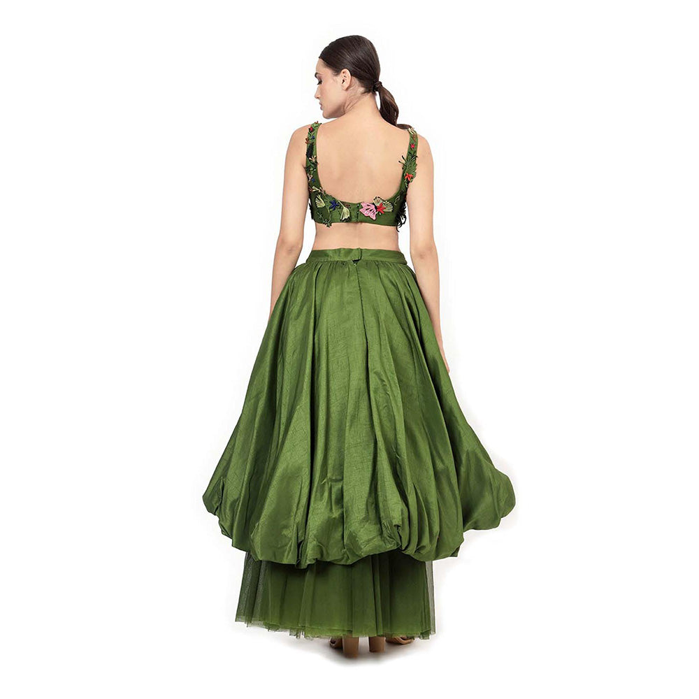 MODO CALDO Womens Embroidered Green Crop Top with Skirt and Trail