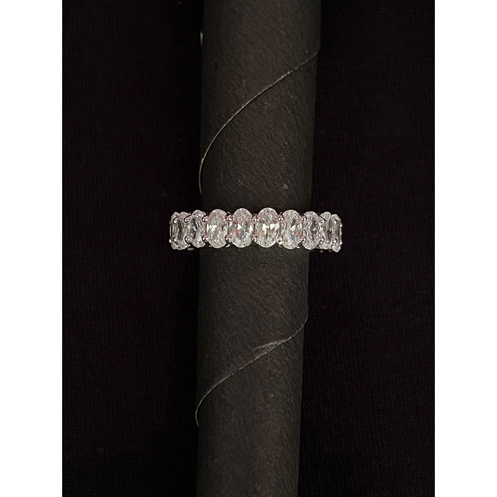 Mon Tresor Timeless Oval Eternity Ring - White