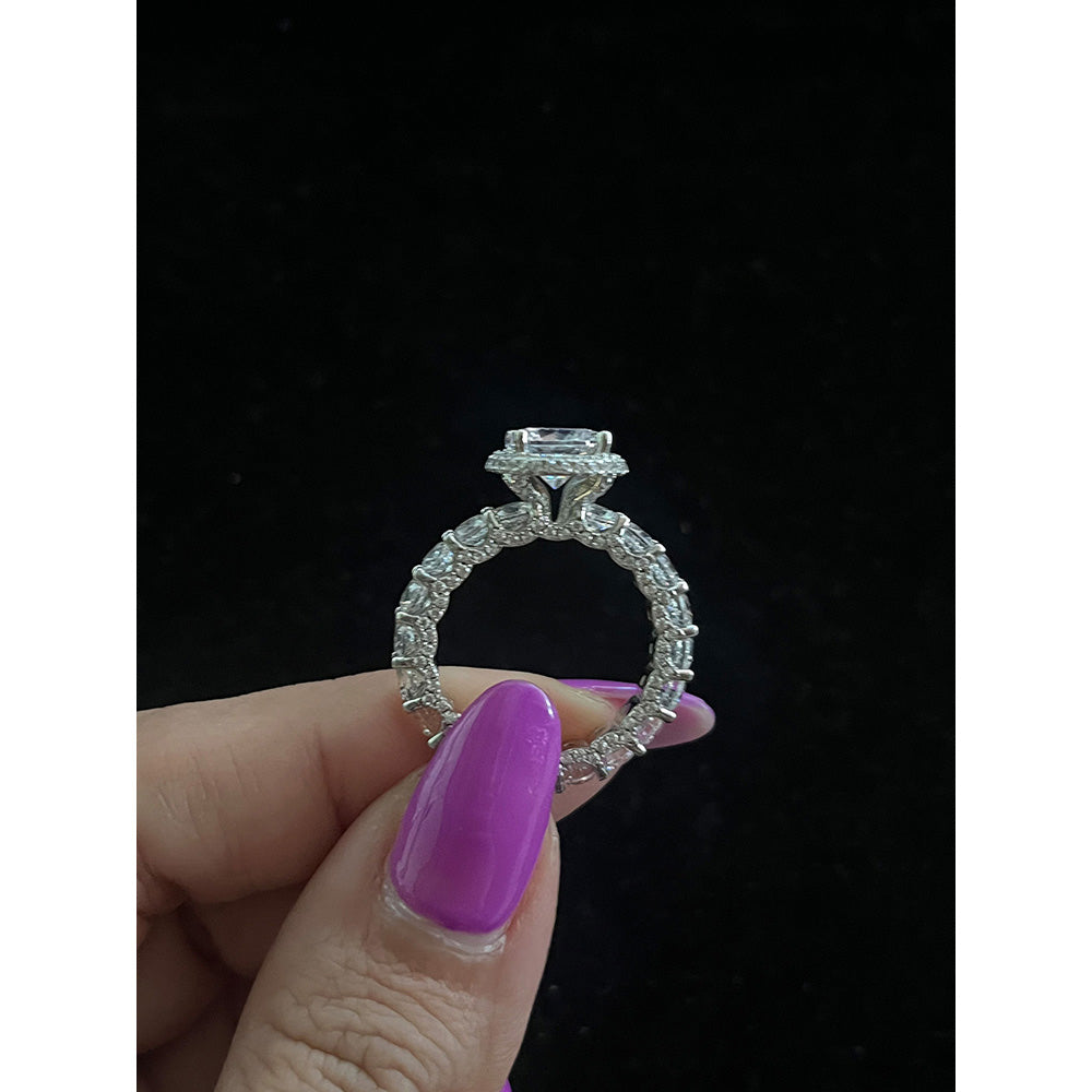 Mon Tresor 2.5 Carat Round Solitaire With Dia Halo And 3D Dia Ring - White