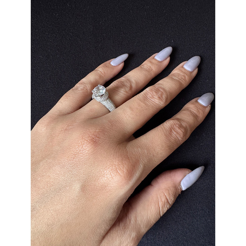 Mon Tresor 2 Carat Solitaire With Lifted Diamond Dust Ring - White