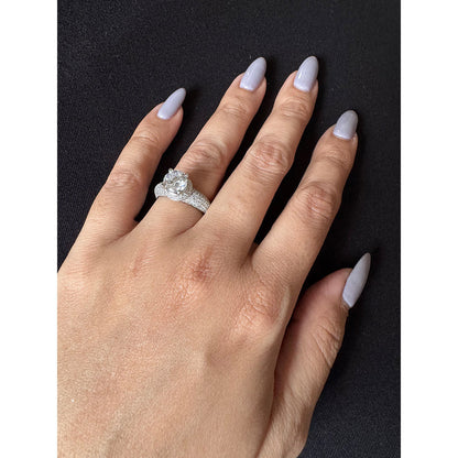 Mon Tresor 2 Carat Solitaire With Lifted Diamond Dust Ring - White