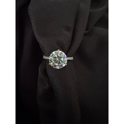 Mon Tresor 4 Carat Round Solitaire With Full Dia Ring - White