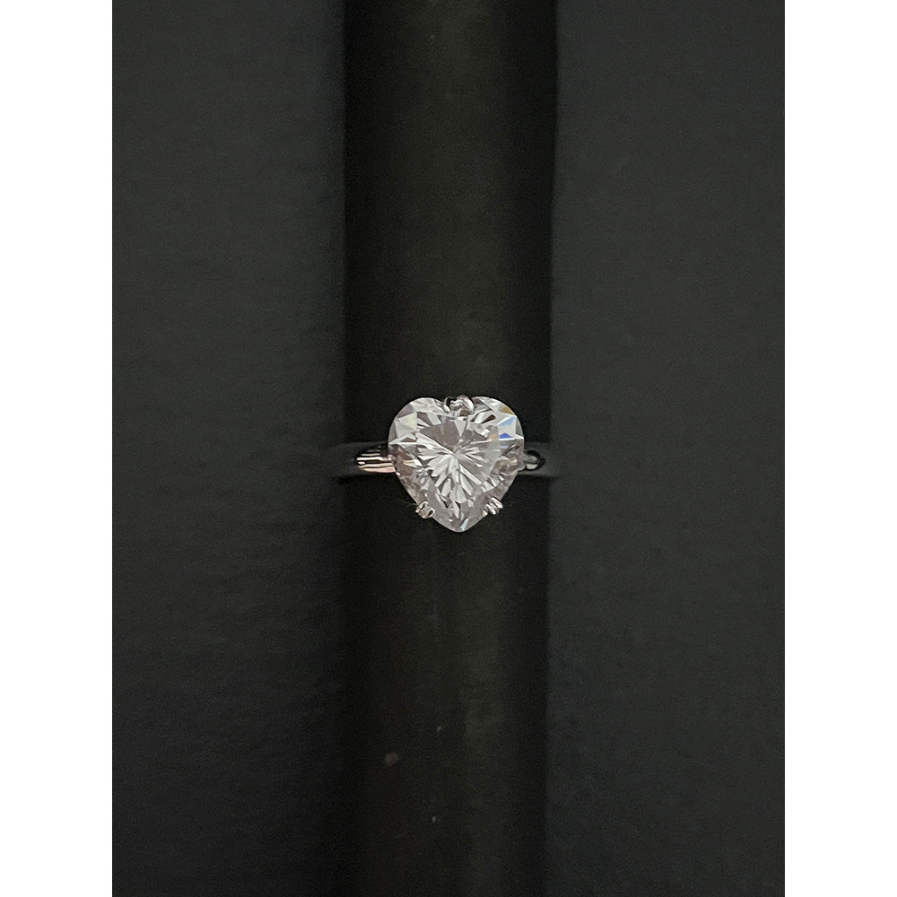 Mon Tresor 3 Pin Heart Solitaire Ring - White