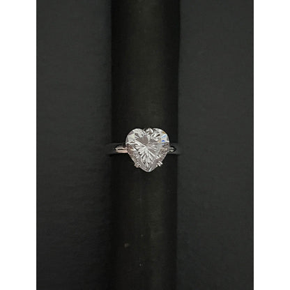 Mon Tresor 3 Pin Heart Solitaire Ring - White