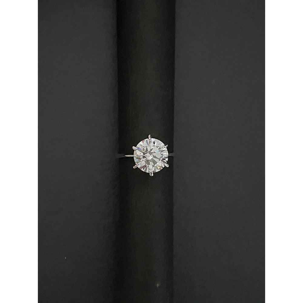 Mon Tresor Aurora Solitaire Ring - White