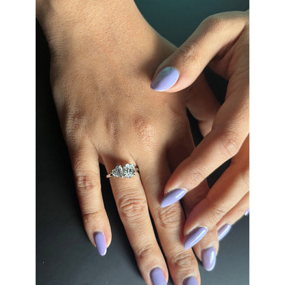 Mon Tresor Oval And Heart Toi-Et-Moi Ring - White