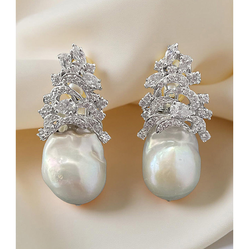 Mon Tresor Ocean Crest Earrings - White