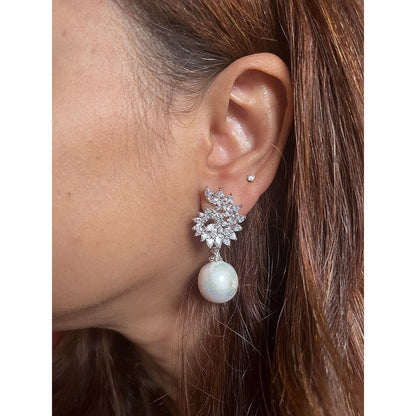 Mon Tresor Detachable Spiral Top With Baroque Pearl Drop Earrings - White