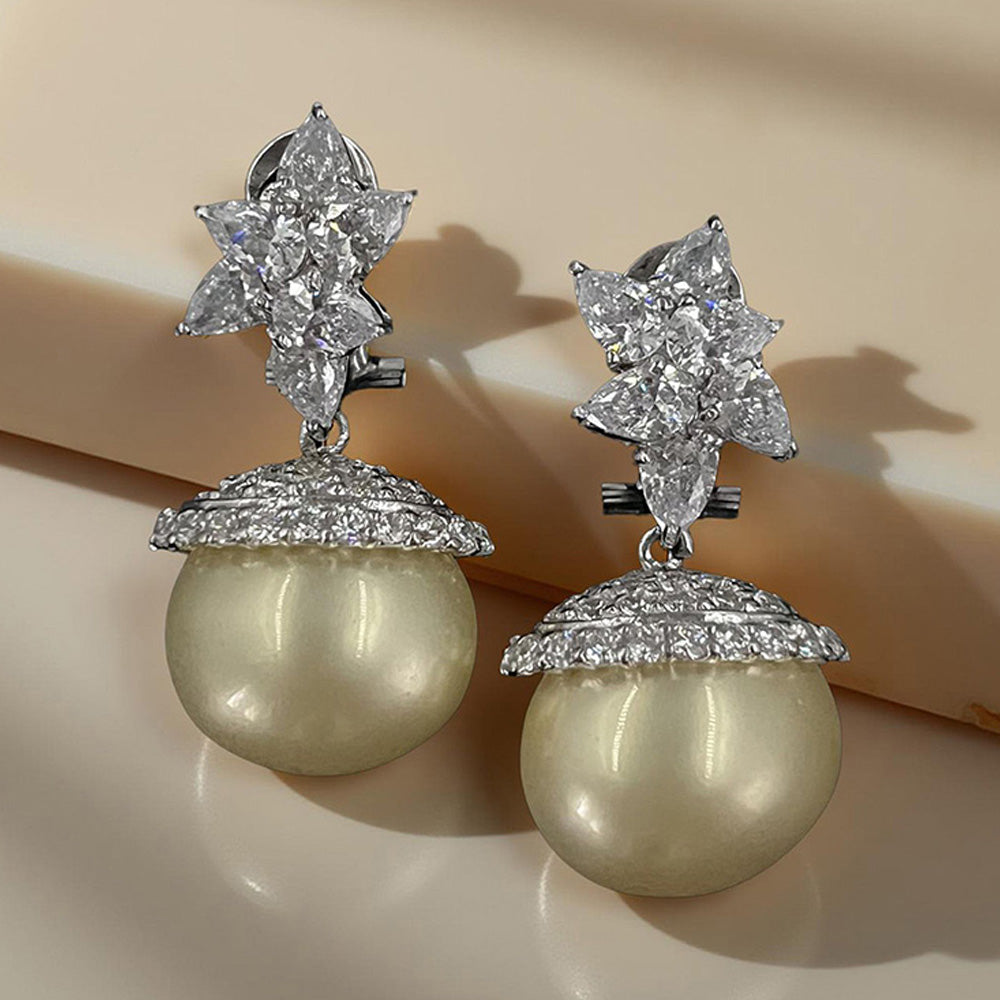 Mon Tresor Small Cluster With Yellow Pearl Drop Earrings