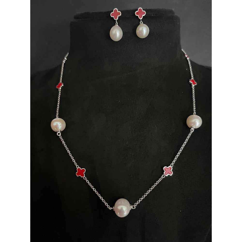 Mon Tresor Scarlet Clover Pearl Necklace - Multi-Color