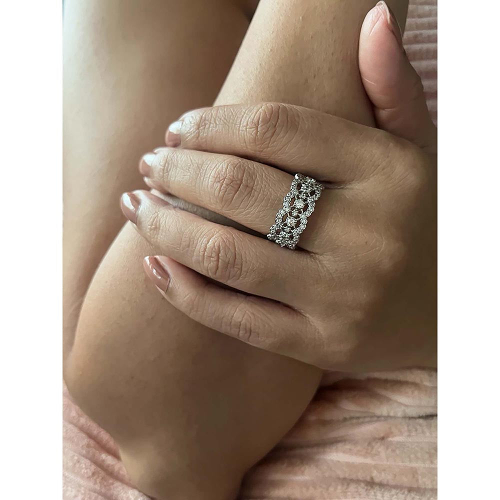 Mon Tresor White Lace Eternity Band