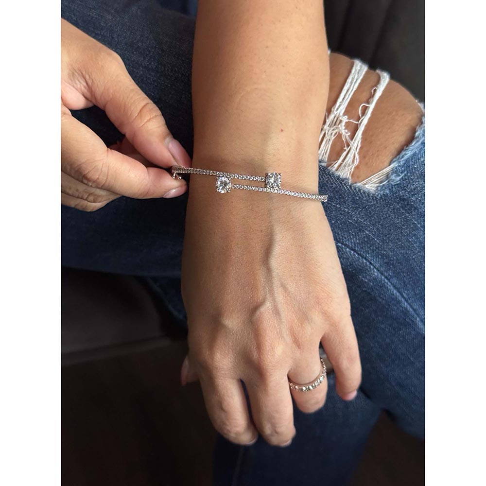 Mon Tresor White Openable Bangle Style With 1.5 Carat Solitaire And 2 Dia Lines