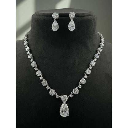 Mon Tresor White Eternal Glow Jewellery Set