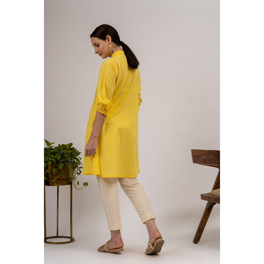 Mushio Women's Lovestruck Cotton Self Design Yellow Kurta