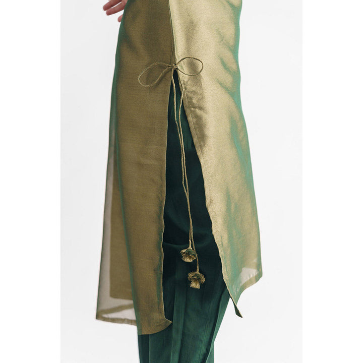 Mushio Women's Abhilasha Tissue Embellished Green Kurta With Pant And Dupatta (Set of 3)
