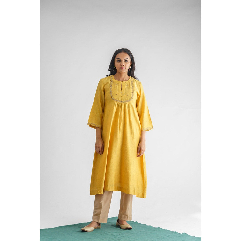 Mushio Women's Utsav Chanderi Yellow Kurta With Slip And Pant And Dupatta (Set of 4)