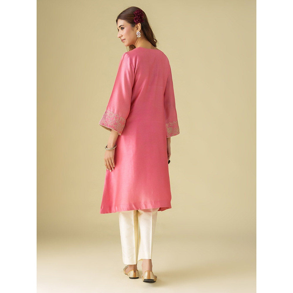 Mushio Gulzar Pink Zari Embroidery Chanderi Kurta
