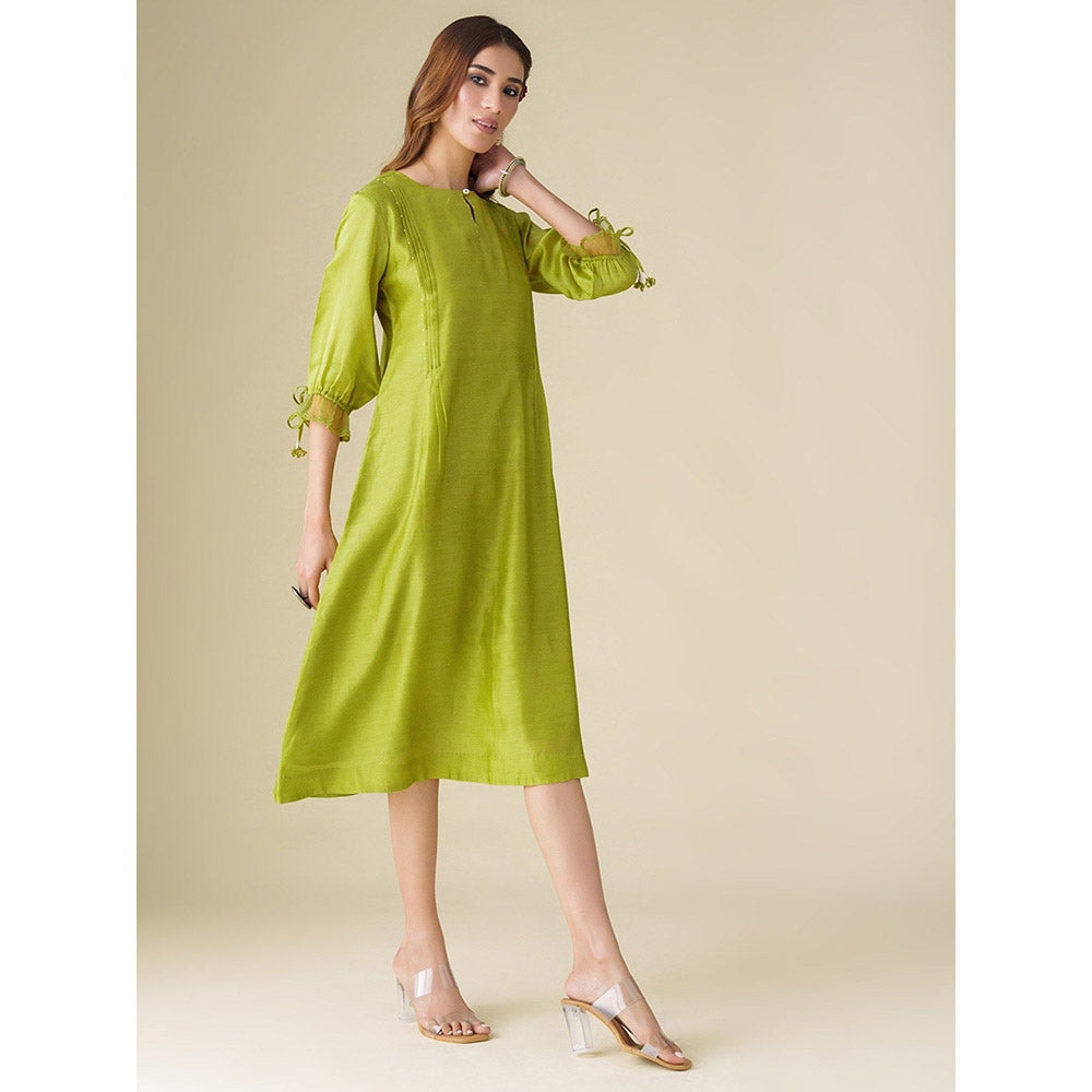 Mushio Lime Green Flowy Chanderi Paavni Dress