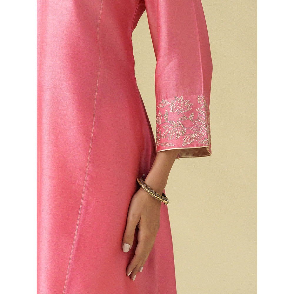 Mushio Pink Zari Embroidery Chanderi Gulzar Kurta with Pant and Dupatta (Set of 3)