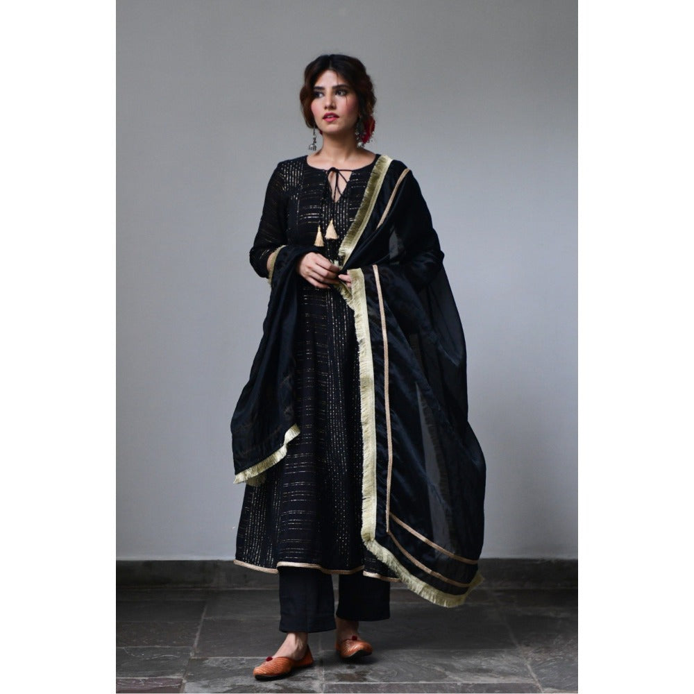 Myaara Kaari Anarkali Set (Set of 3)