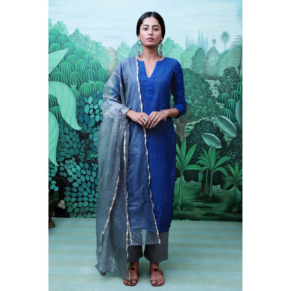 Myaara Nirjara Set (Set of 3)