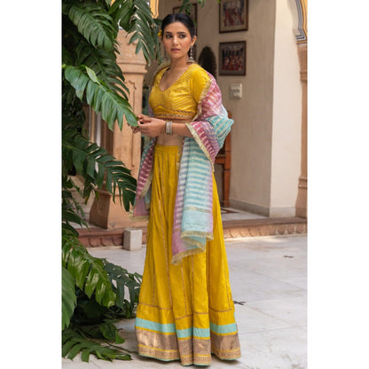 Myaara Kesar Lehenga Set (Set of 3)