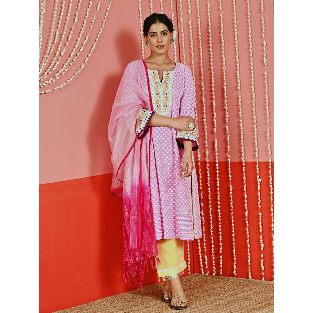Myaara Pink Cotton Ethnic Kurta And Pant With Self-Embroidery And Organza Dupatta (Set of 3)