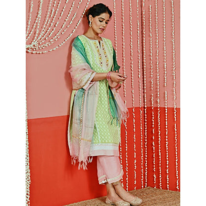 Myaara Green Cotton Kurta And Pant With Self-Embroidery And Organza Dupatta (Set of 3)