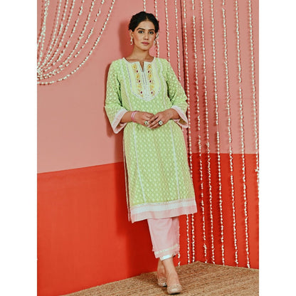 Myaara Green Cotton Kurta And Pant With Self-Embroidery And Organza Dupatta (Set of 3)