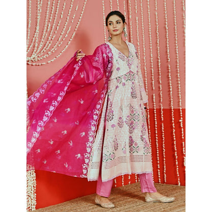 Myaara Pink Printed Self-Embroidered Cotton Kurta And Pant With Organza Dupatta (Set of 3)