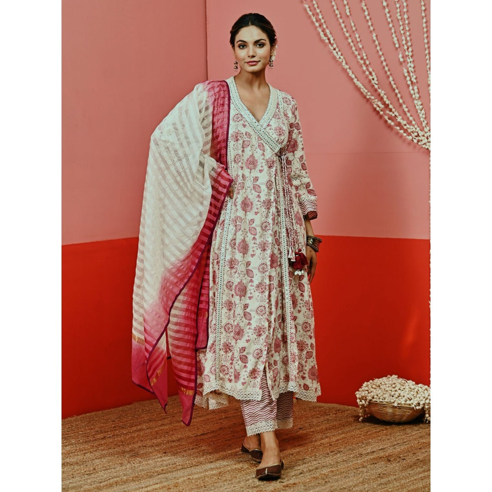 Myaara Off-White Printed Cotton Ethnic Angarkha Kurta And Pant With Ombre Dupatta (Set of 3)