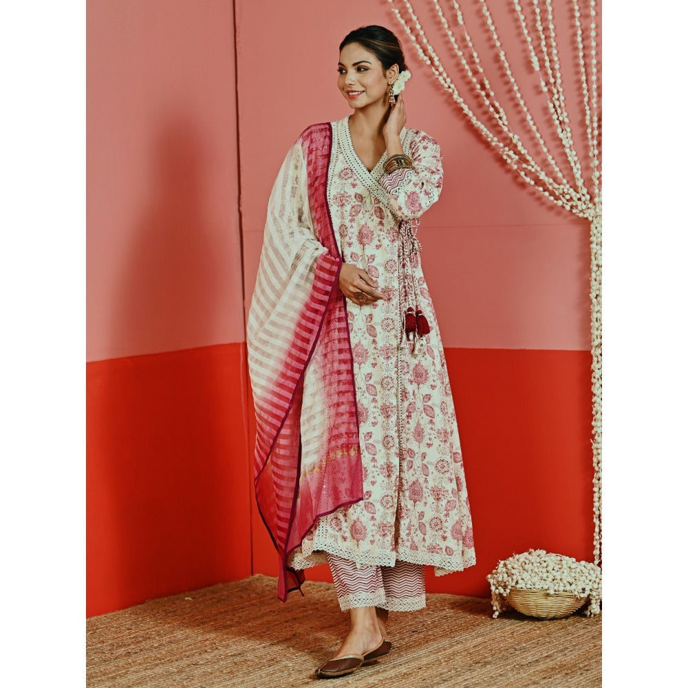 Myaara Off-White Printed Cotton Ethnic Angarkha Kurta And Pant With Ombre Dupatta (Set of 3)